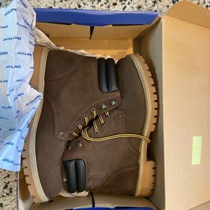 Leather NIB Jack and Jones men’s boots